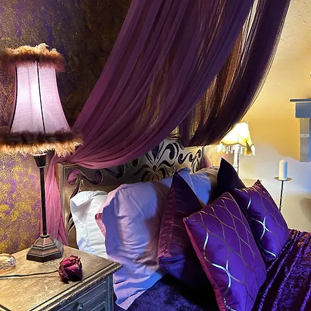 Les Contes Oda ve Kahvaltı