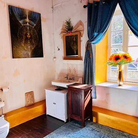 Les Contes * Fougax-et-Barrineuf