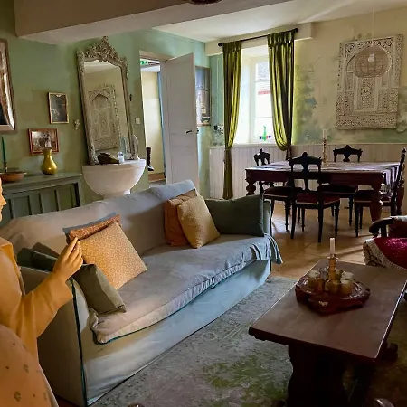 Couette-café Les Contes