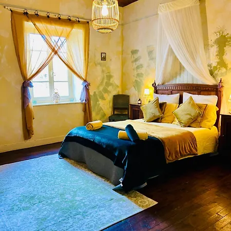 Les Contes Alojamento de Acomodação e Pequeno-almoço *