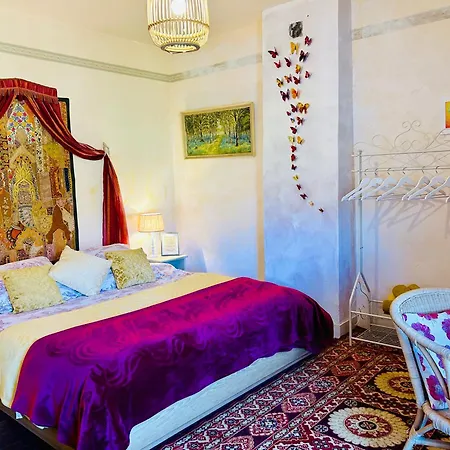 Couette-café Les Contes Fougax-et-Barrineuf