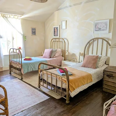 Bed & Breakfast Les Contes Fougax-et-Barrineuf