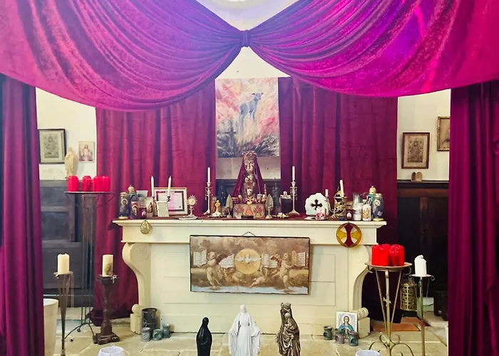 Les Contes Bed & Breakfast Fougax-et-Barrineuf